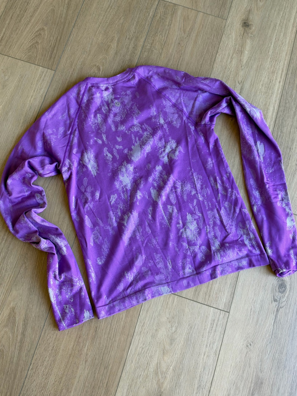 lululemon Swiftly 2.0 PurpleTie-Dye Long
Sleeve Top